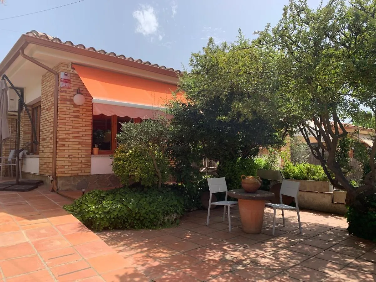 コリュバトCasa Acogedora Al Pie De Montserratアパートメント